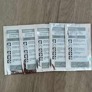 Charcoal Nose Cleansing Strips Set
